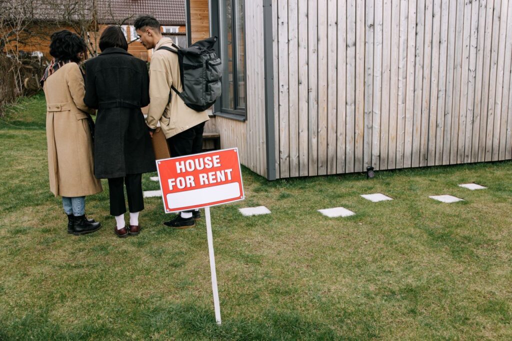 Rent vs buy calculator to compare the cost of renting and buying a home